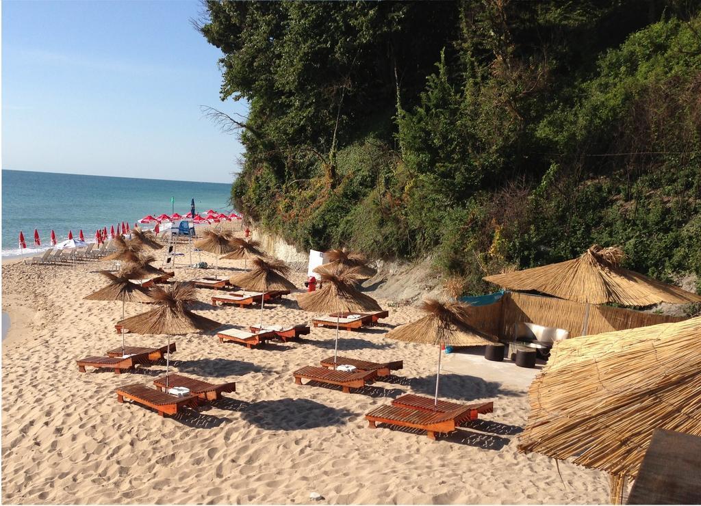 Hotel Moskoiani Byala  Ngoại thất bức ảnh