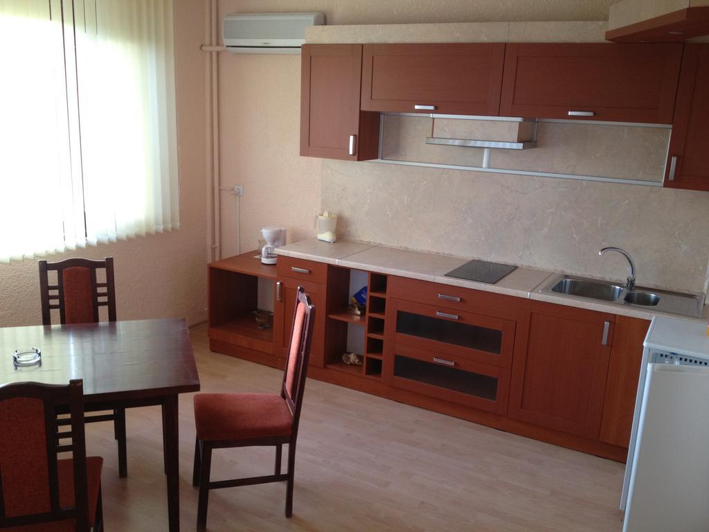 Hotel Moskoiani Byala  Phòng bức ảnh